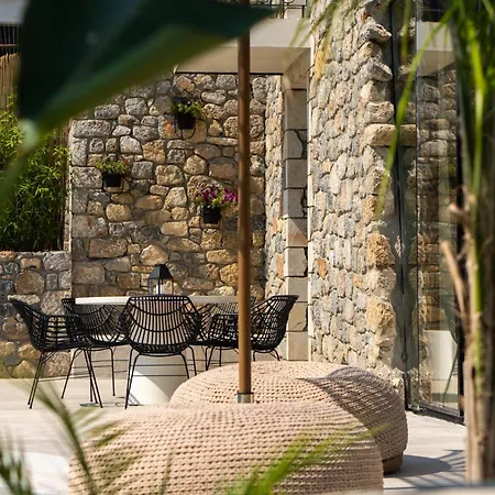 At Almiros * Kalamáta