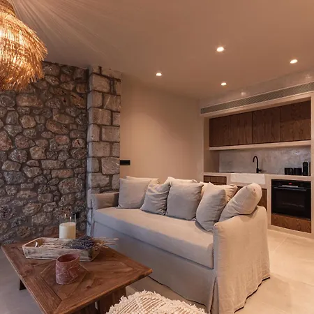 Villa At Almiros *